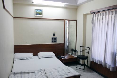 Hotel Apple Inn, Ahmedabad 3